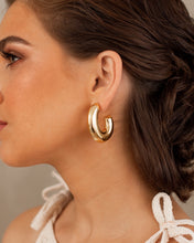 Cargar imagen en el visor de la galería, Oval Chunky Hoops
