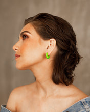 Cargar imagen en el visor de la galería, Electro Earrings
