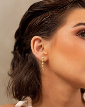 Cargar imagen en el visor de la galería, Remi Earrings
