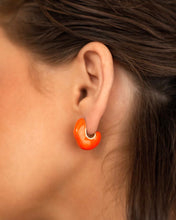 Cargar imagen en el visor de la galería, Electro Earrings
