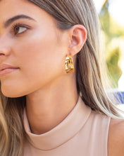 Cargar imagen en el visor de la galería, Jenna Earrings
