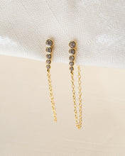 Cargar imagen en el visor de la galería, Petra Chain Earrings
