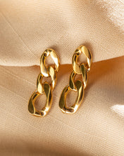Cargar imagen en el visor de la galería, Cuban Link Chain Earrings
