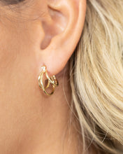 Cargar imagen en el visor de la galería, Mini Chloe Earrings

