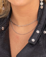 Cargar imagen en el visor de la galería, Paperclip Link Necklace Set
