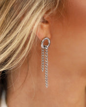 Cargar imagen en el visor de la galería, Lana Chain Earrings
