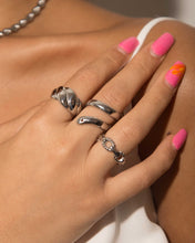 Cargar imagen en el visor de la galería, Snake Ring
