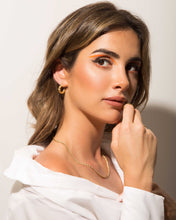Cargar imagen en el visor de la galería, Mini Twist Hoops
