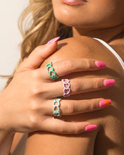 Cargar imagen en el visor de la galería, Linked Hearts Color Ring
