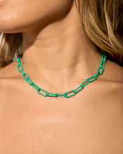 Cargar imagen en el visor de la galería, Paper Clip Color Necklace
