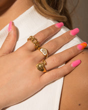 Cargar imagen en el visor de la galería, Heart Ring
