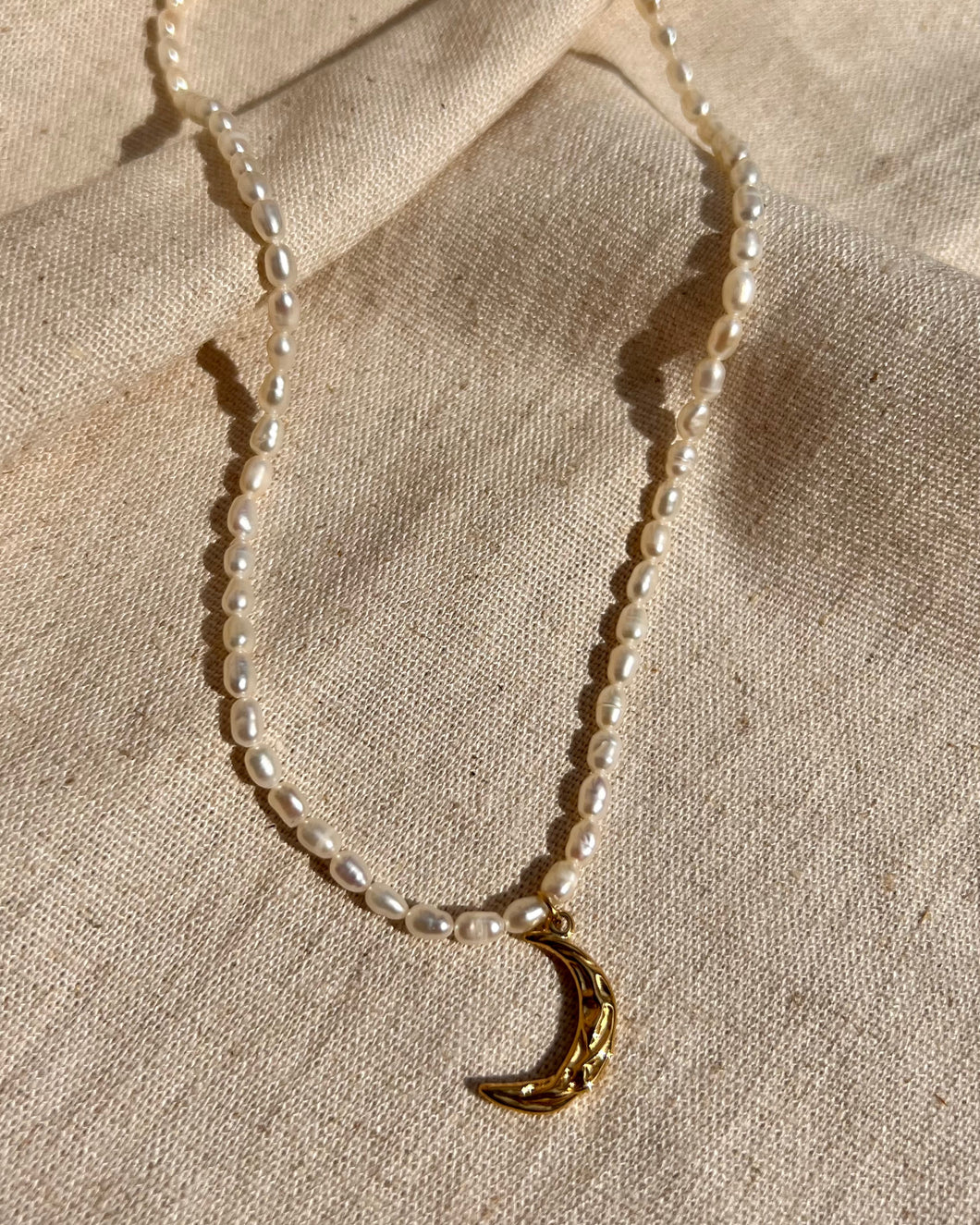 Pearly Moon Necklace