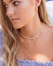 Cargar imagen en el visor de la galería, Margot Pearl Necklace
