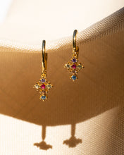 Cargar imagen en el visor de la galería, Cross Huggie Earrings
